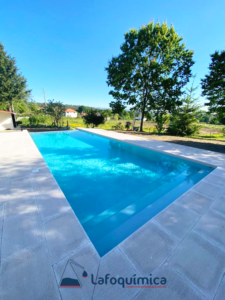 Piscina infinita topo