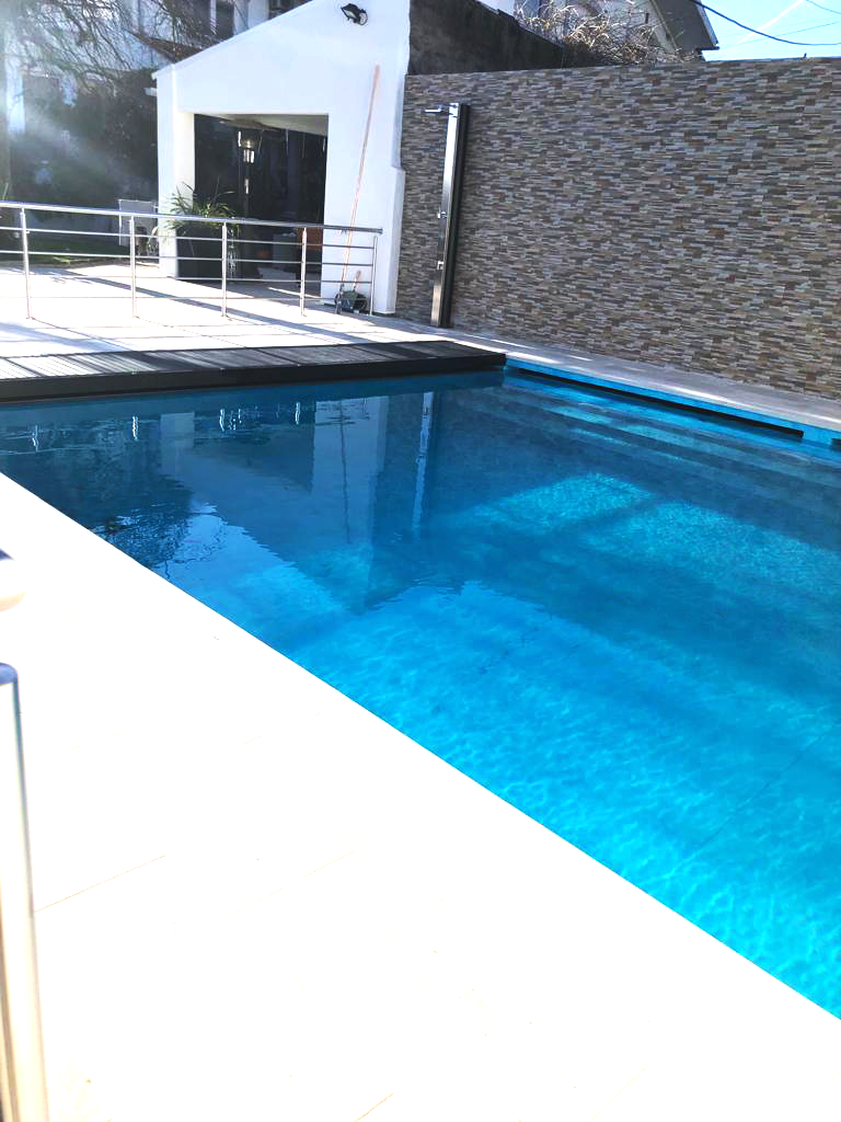 Piscina skimmer cascata