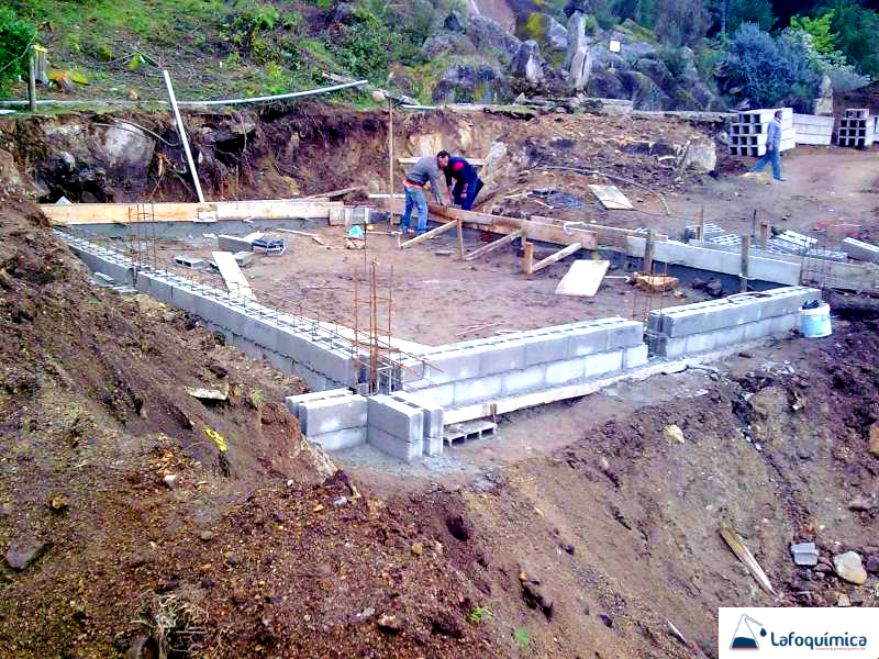 Construção piscina Pisão