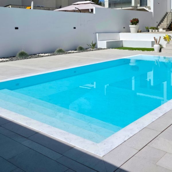 Piscina transbordo cerâmica