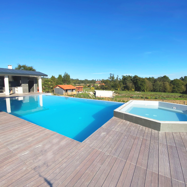 Piscina infinita vista